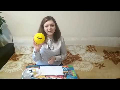 МК по творчеству для малышей по теме: «Подсолнухи». Рисуем отпечатком шарика.